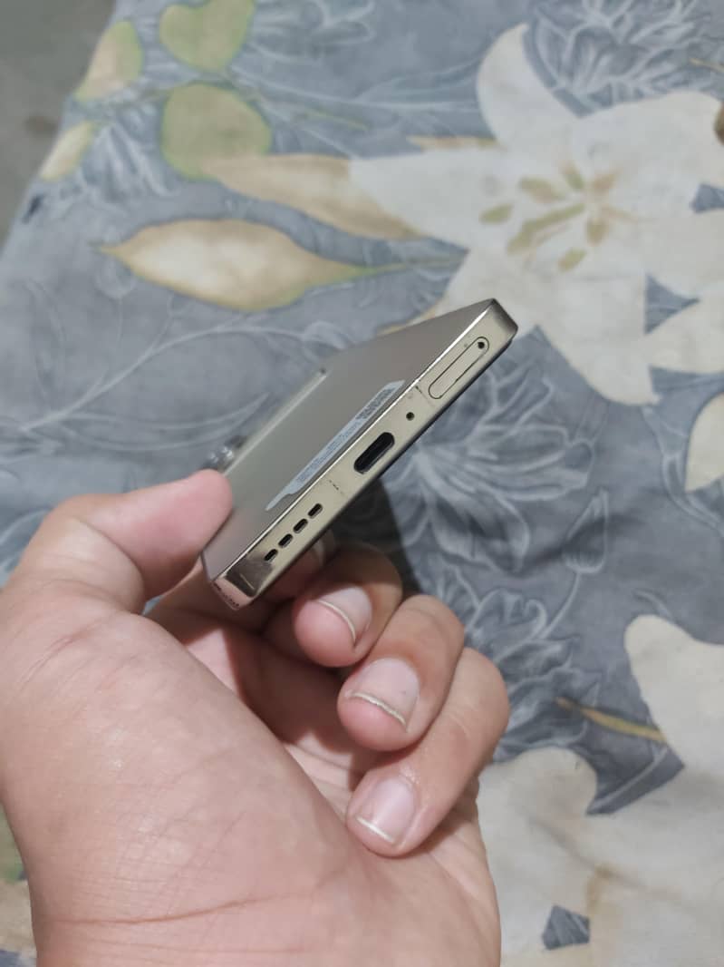 Infinix Note 40 4