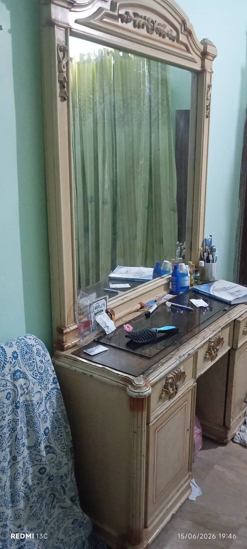 Dressing table 0