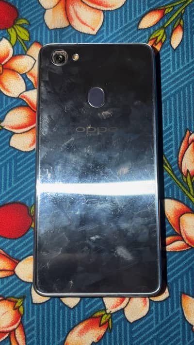 OPPO F7