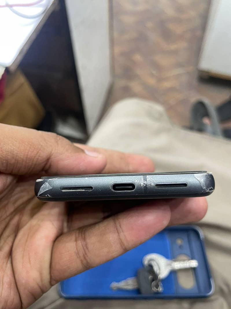 Google Pixel 8 7