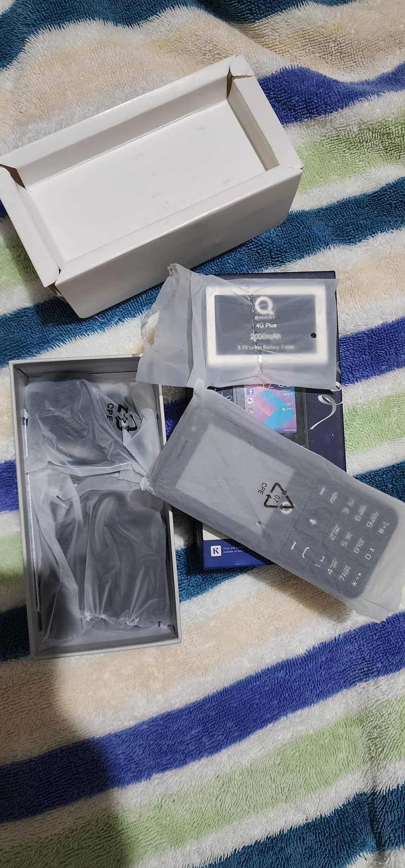 QMobile 4