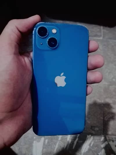 iPhone 13