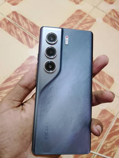 Tecno Camon 40 pro 8+8/256