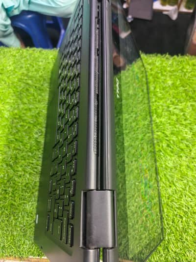 Dell latitude model 3390