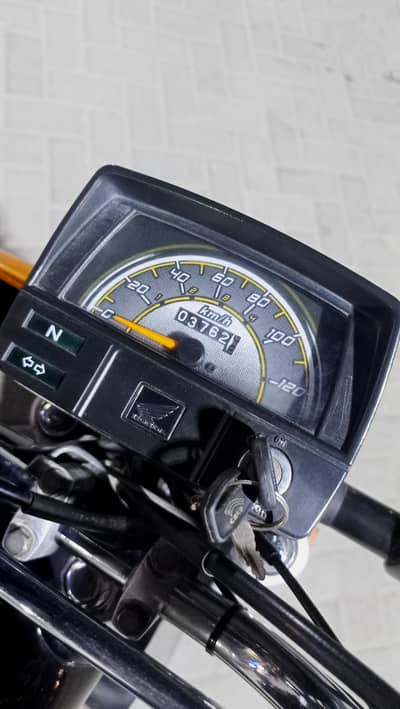 Honda CG-125 2012 model Nawabshah num 1st owner Good condition