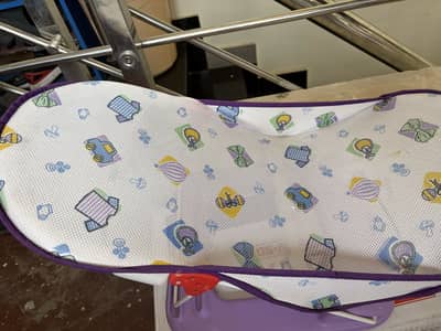Bath seat for sale in Excellent condition
