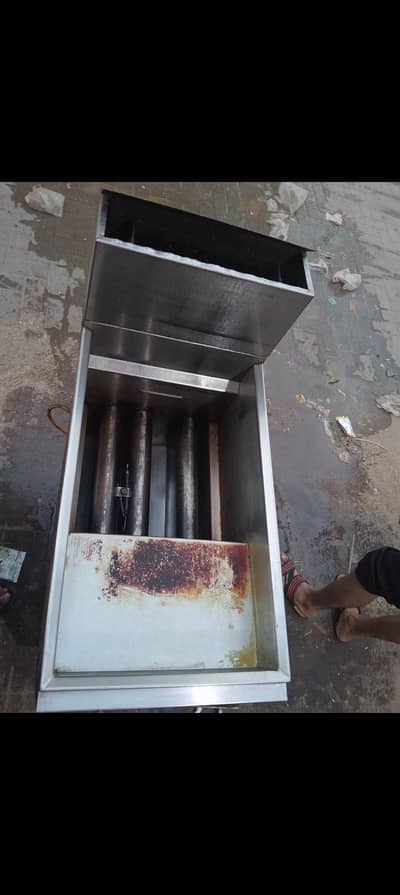 fast food item fryer