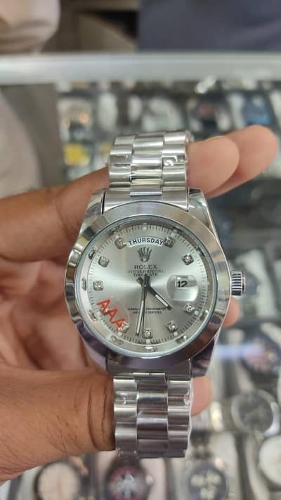 Rolex Oyster Perpetual. Delivery all over Pakistan.