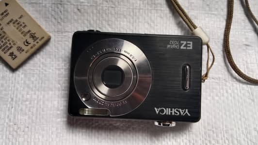 Digital Camera  Yashic