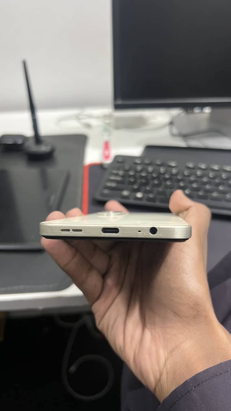 Itel S25 4