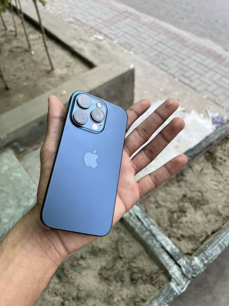Iphone 15 Pro 6