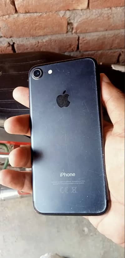 Apple iPhone 7