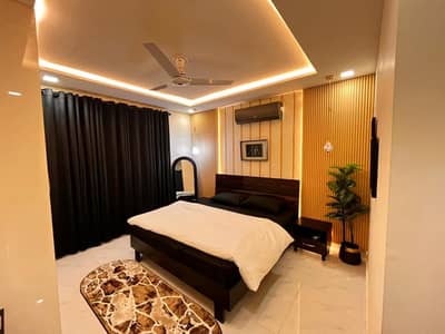 One bedroom apartment per day available Gulbug green Islamabad lukurya furnished apartment