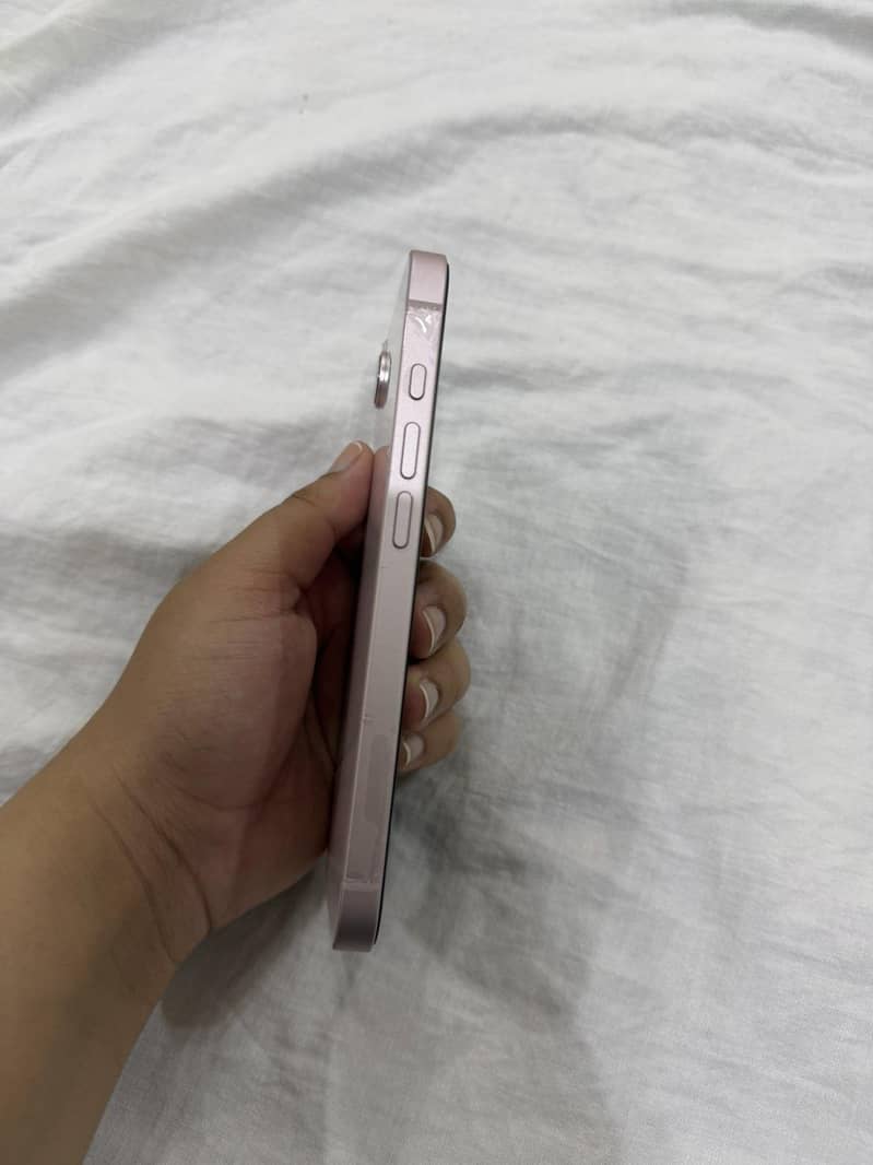 Apple iPhone 17e 2