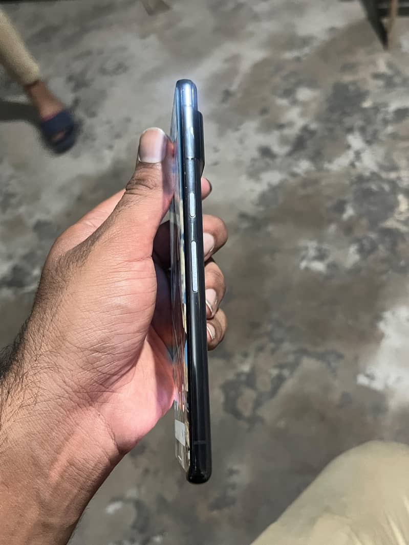 Google Pixel 7 Pro 4