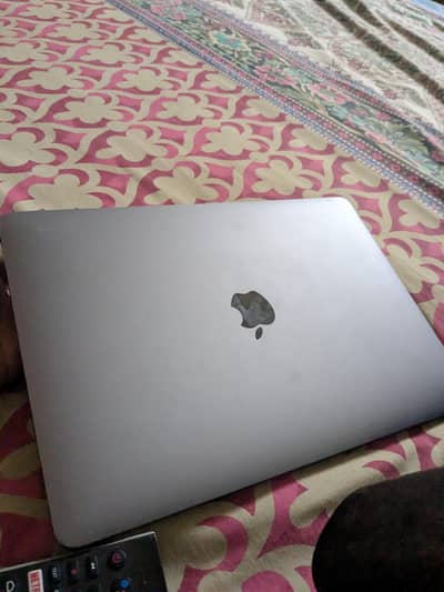 MacBook pro 2017