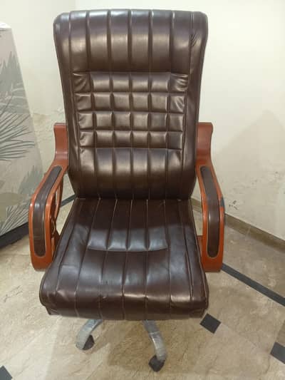 Office Furniture (Table, Boss Chair, File Racks)