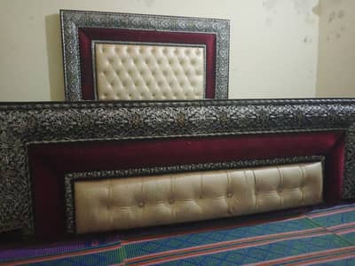 bed for urgent sale