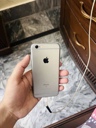 Apple iPhone 6S pta approved