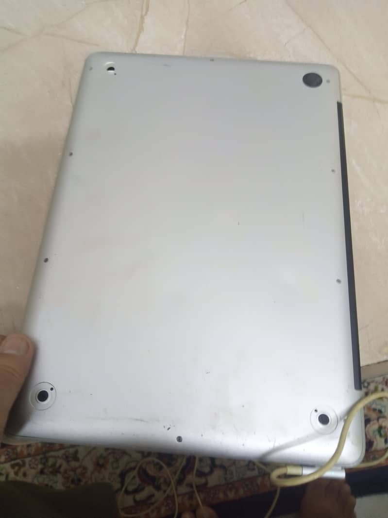 MacBook Pro Mid 2010 2