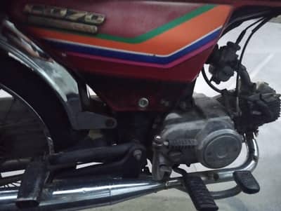 CD70 FIRST HAND ALL ORIGINAL GENUINE PARTS GOOD CONDITION