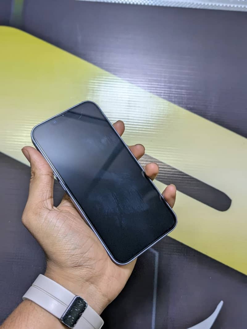 Apple iPhone 14 2
