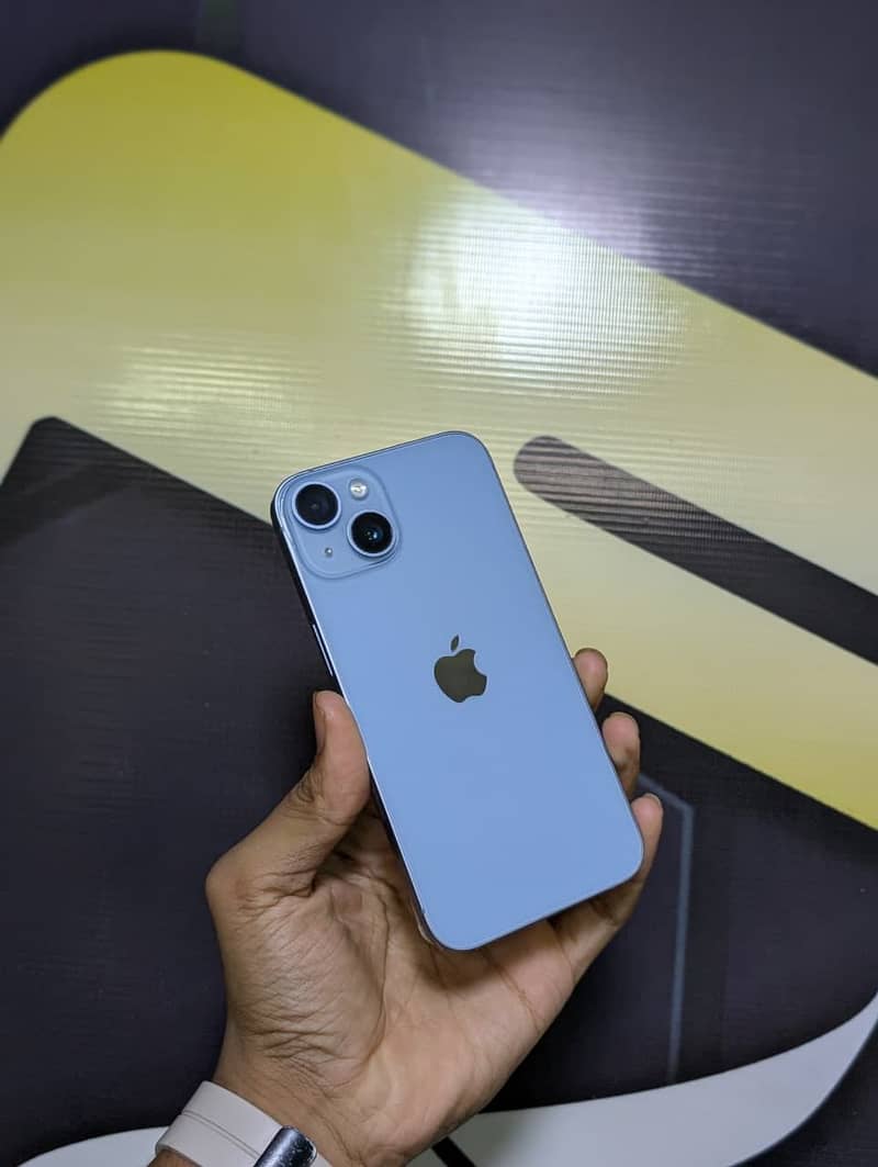 Apple iPhone 14 3