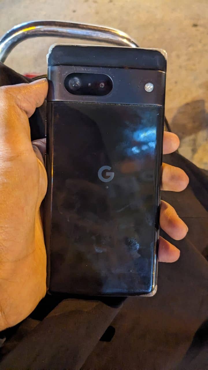 Google Pixel 7 4