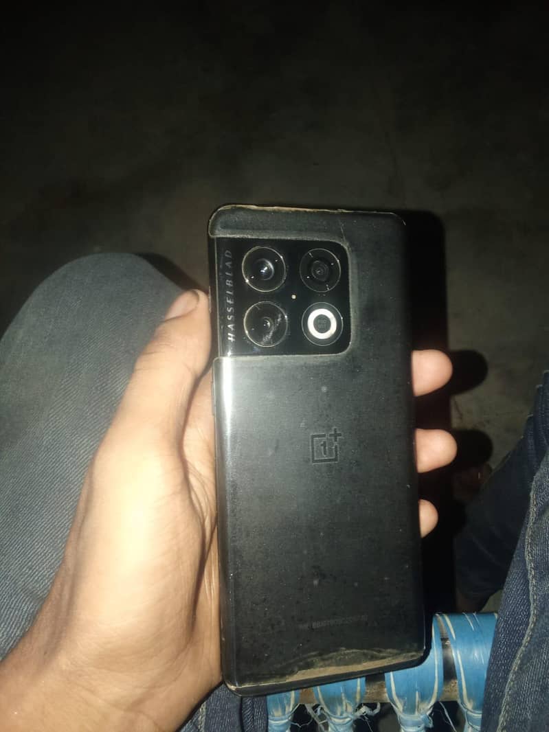 One Plus 10 Pro 3