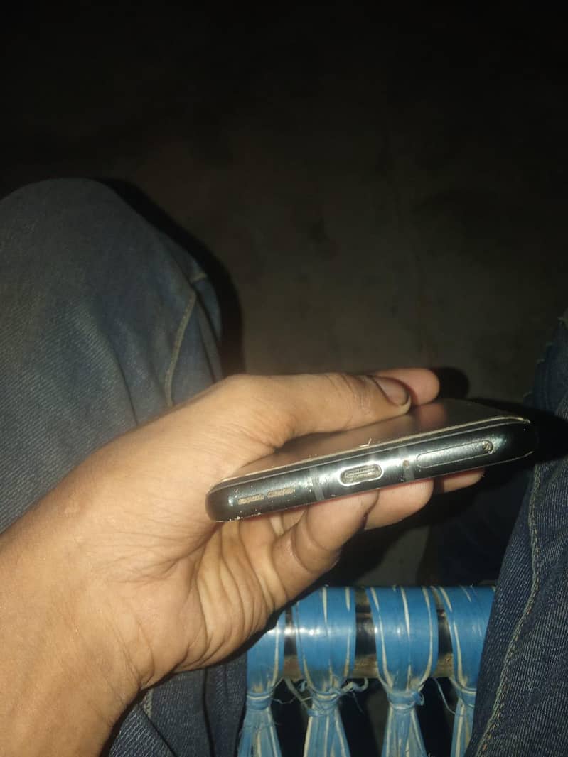 One Plus 10 Pro 4