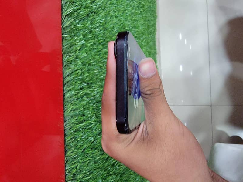 IPHONE 16PLUS 5