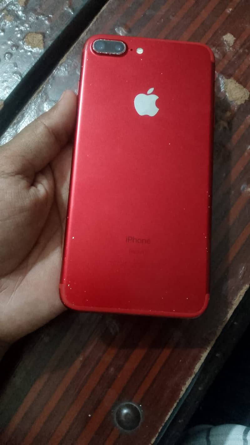 Apple iPhone 7 Plus 3
