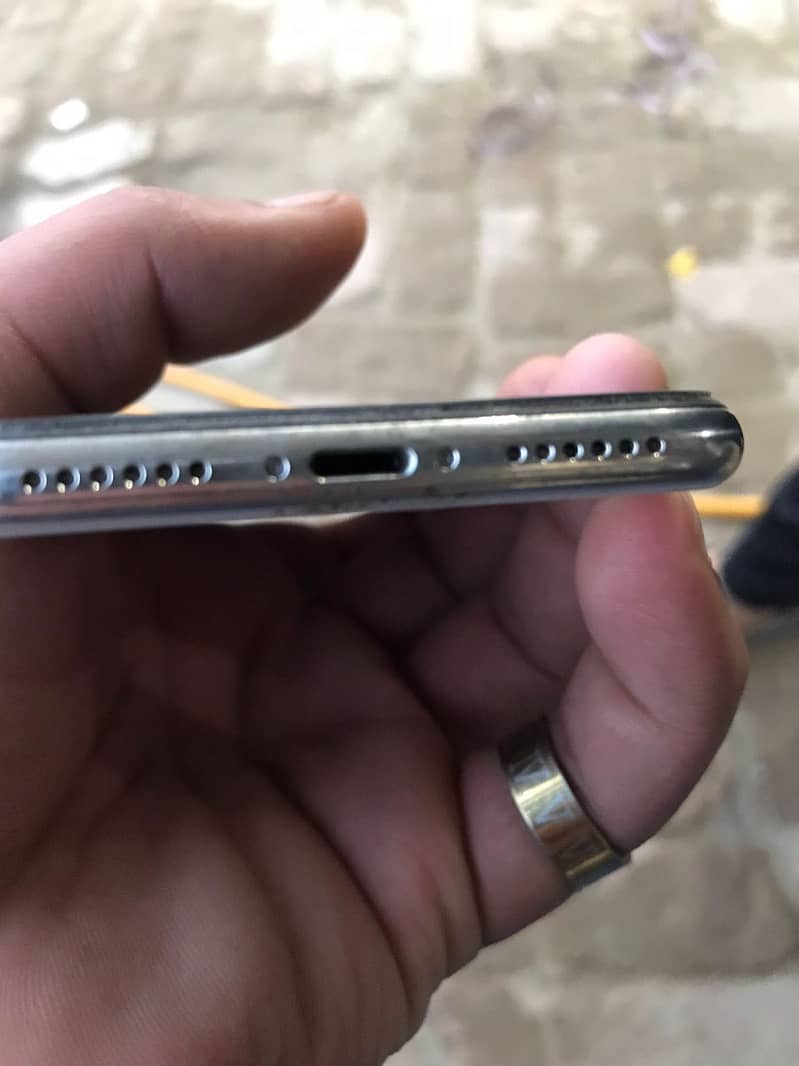 Apple iPhone X 0
