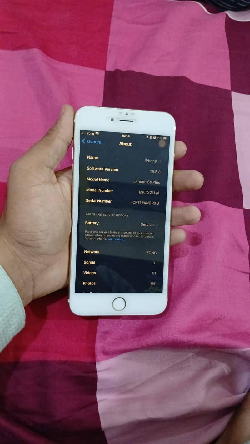 Apple iPhone 6 Plus 4