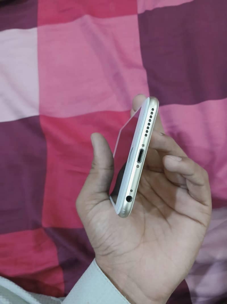 Apple iPhone 6 Plus 6