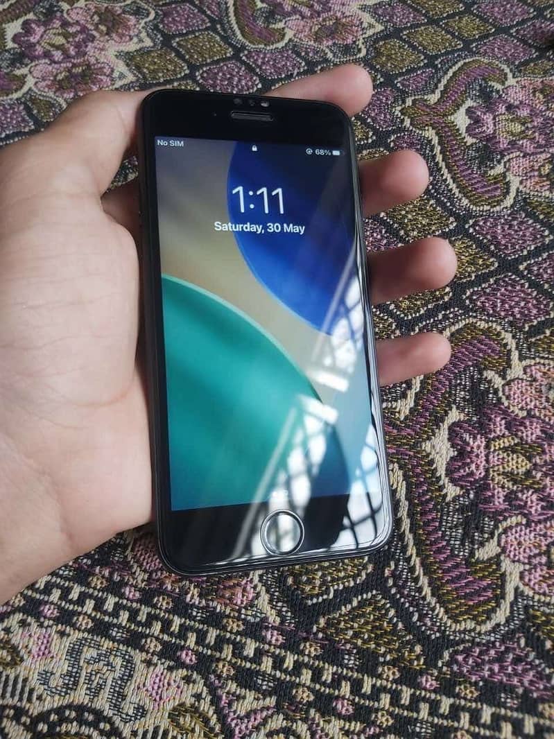 Apple iPhone 7 1