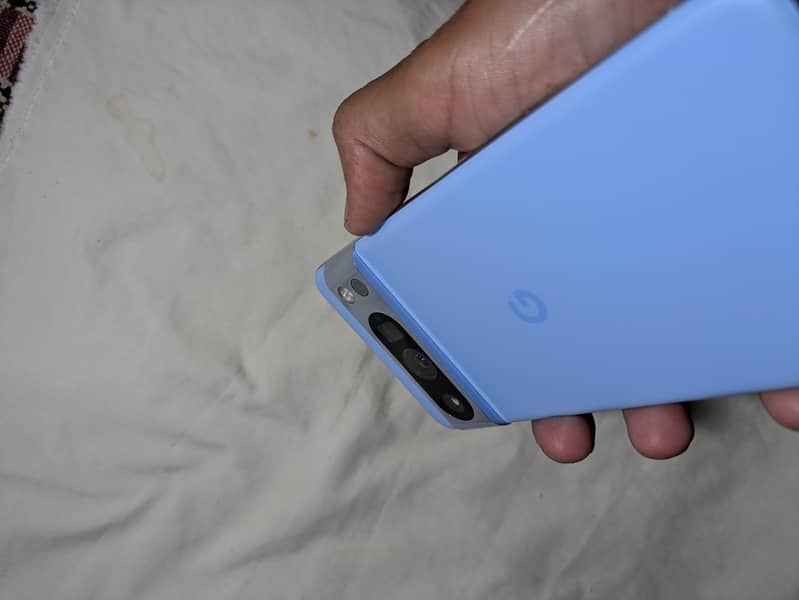 Google pixel 8 2