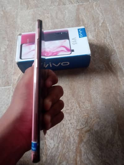 Vivo V15