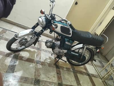 Honda C 70 Old Genioun Bike