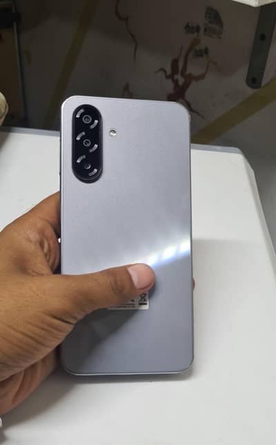 Samsung new model A17 8 GB 256 storage