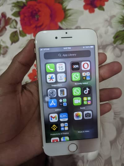 Apple iPhone 7 10/10 128 PTA Approved