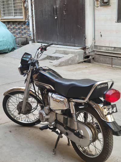 honda cg125 special edition (self start) black edition