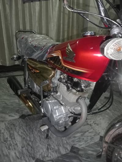 honda cg 125 2024 model in mint new  condition.