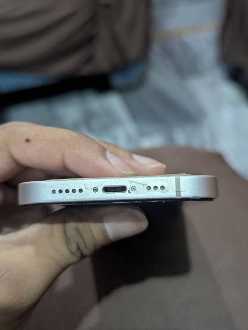 iPhone 13 2