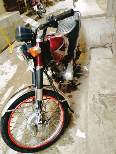 Honda 125 for selling it arjant model nbr 2016