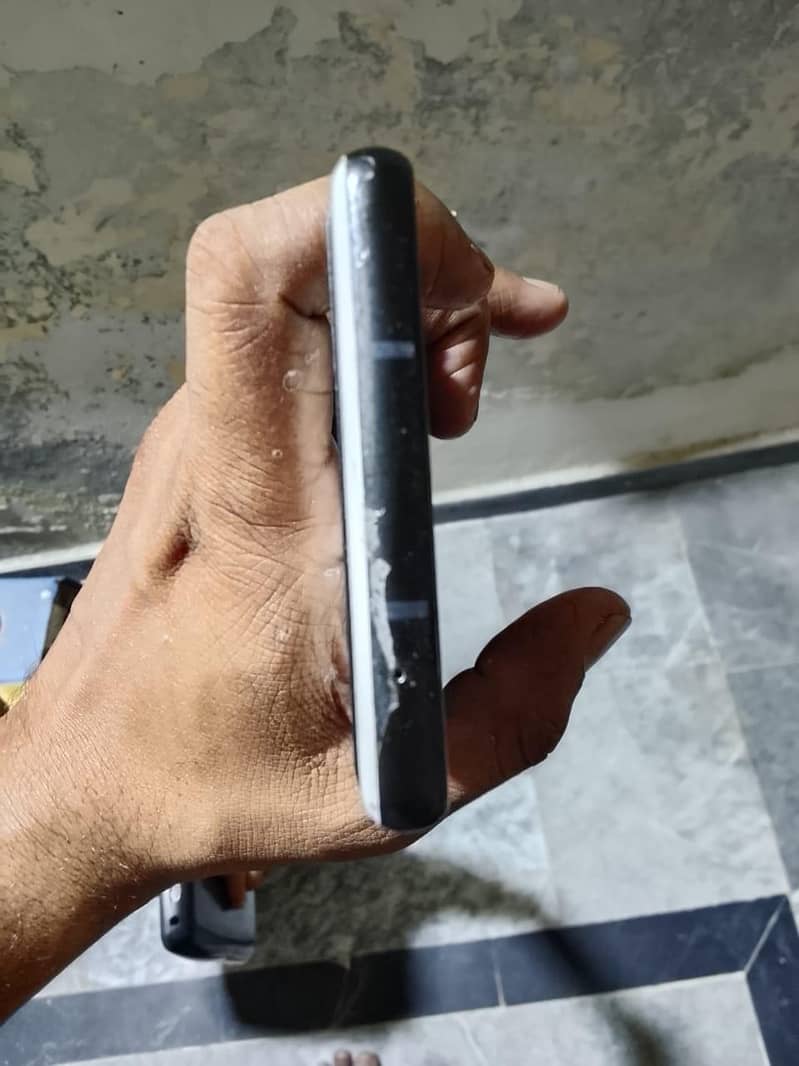 Google Pixel 6a 1
