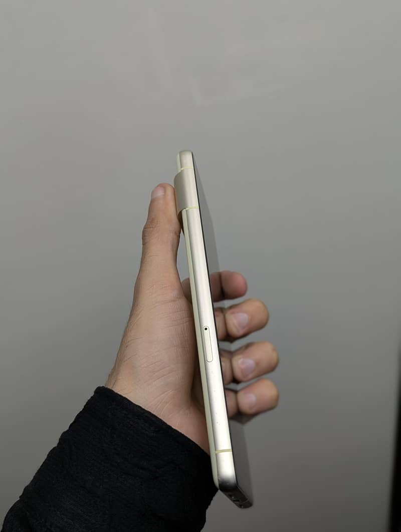 Google Pixel 7 3