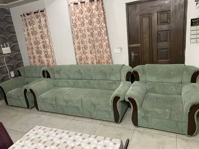 5 seater Sofa set urgent sale