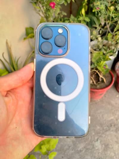 IPHONE 15 PRO (NON 256gb)