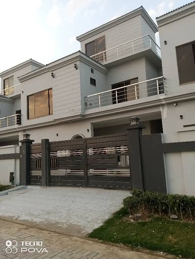 Book A Good Location 10 Marla House In DHA Sector A - Rachna Villas For Rent